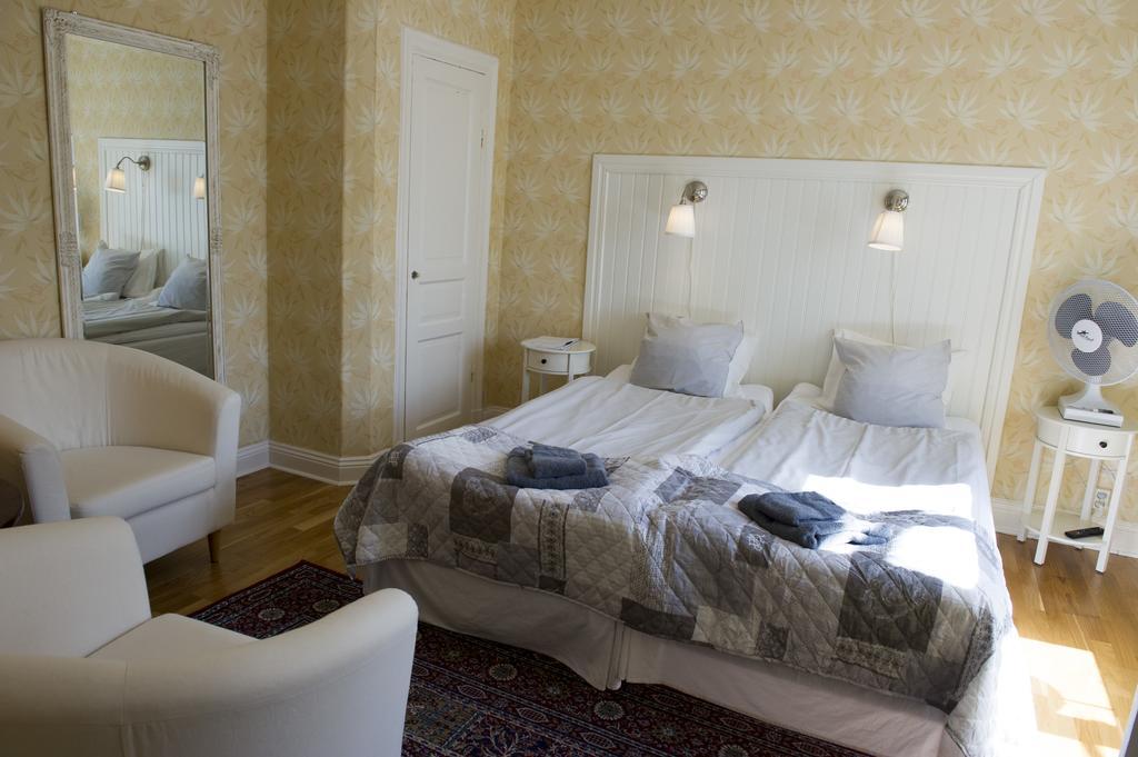 Lilla Hotellet I Nora Экстерьер фото