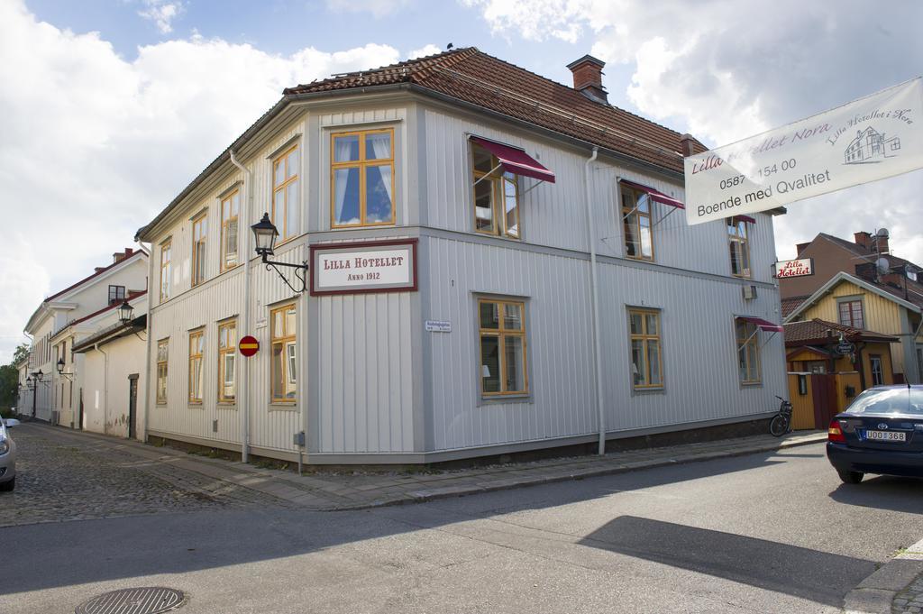 Lilla Hotellet I Nora Экстерьер фото